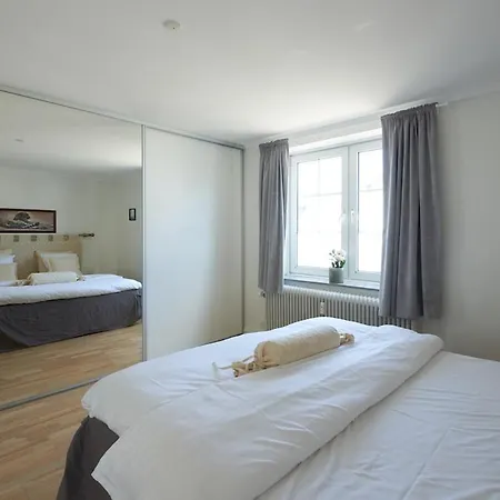 Apartman 2 Bedroom Flat With Garden Just Outside Lokken *