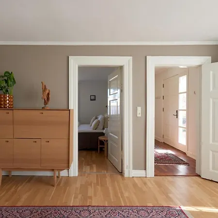 2 Bedroom Flat With Garden Just Outside Lokken Apartman