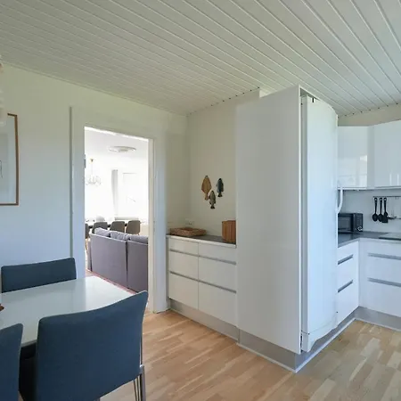 2 Bedroom Flat With Garden Just Outside Lokken * Vittrup